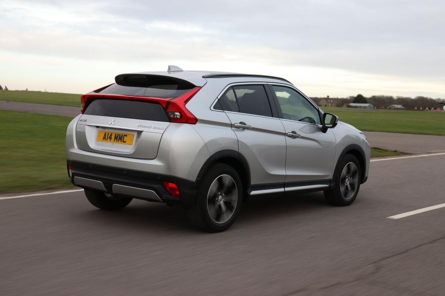  Mitsubishi Eclipse Cross 2017 года  (UK) (фото 9 из 18)